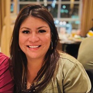 Meet your Posher, Angie